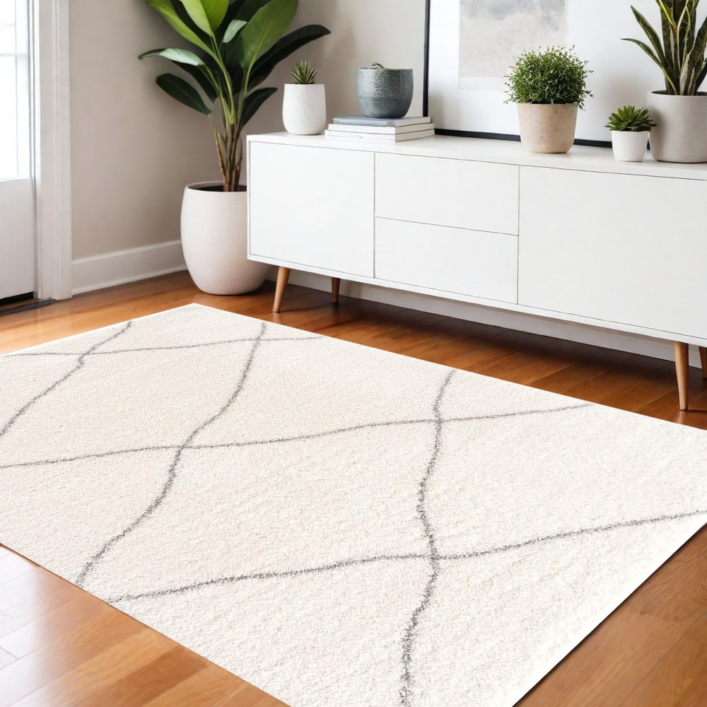 4' X 6' Ivory Modern Uneven Lattice Area Rug
