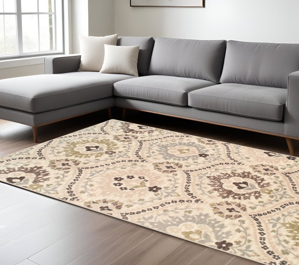 6' X 9' Gray And Ivory Floral Area Rug