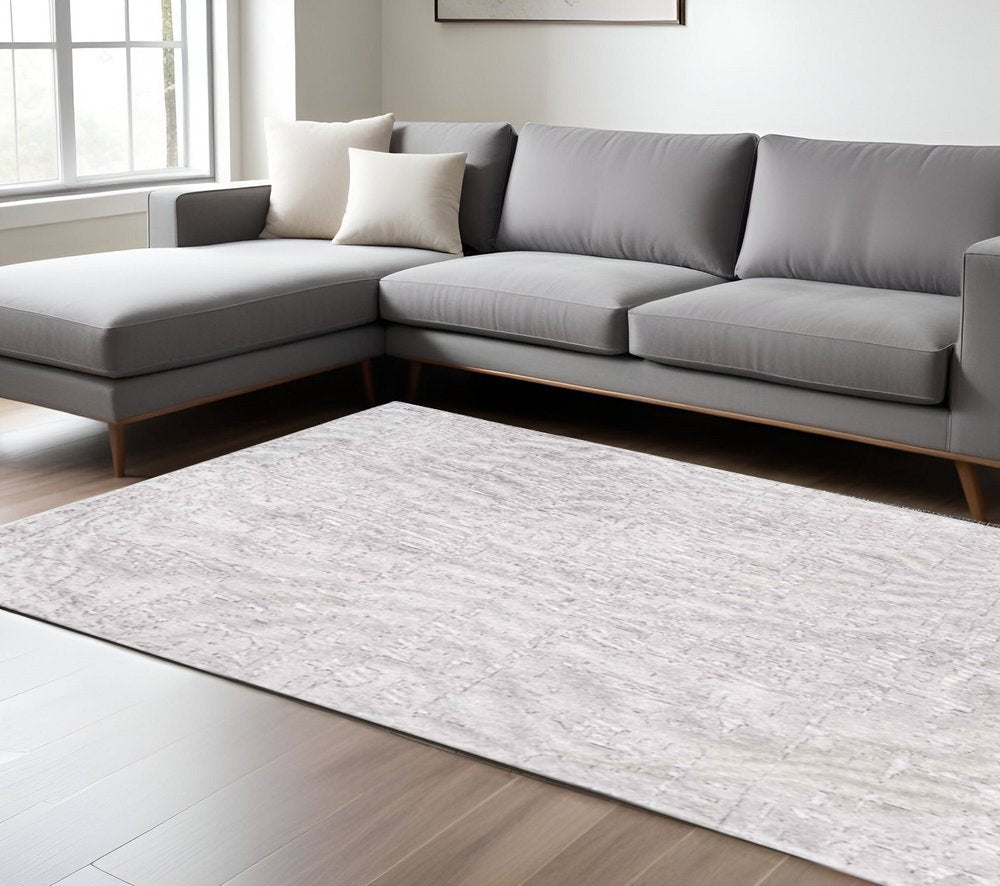 7' X 9' White Abstract Non Skid Area Rug