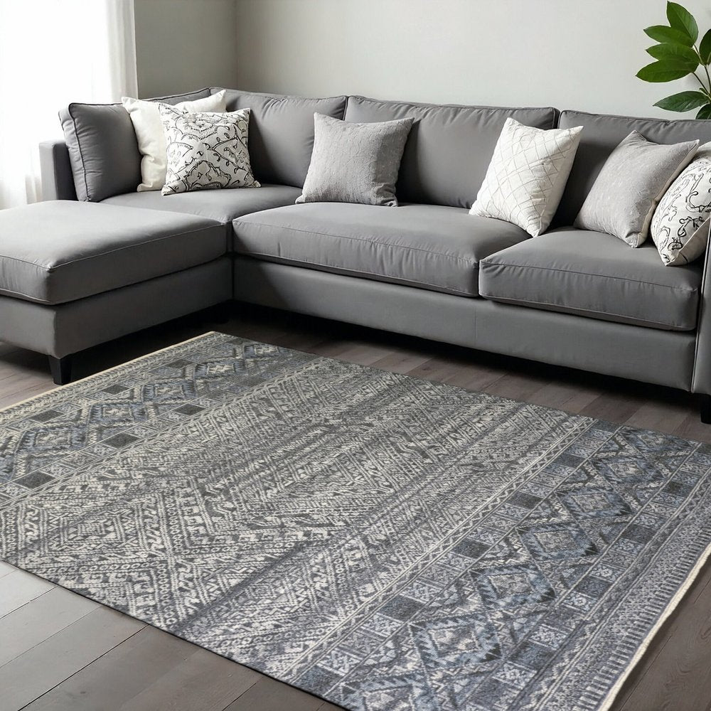 6' X 9' Gray And Ivory Geometric Hand Knotted Area Rug