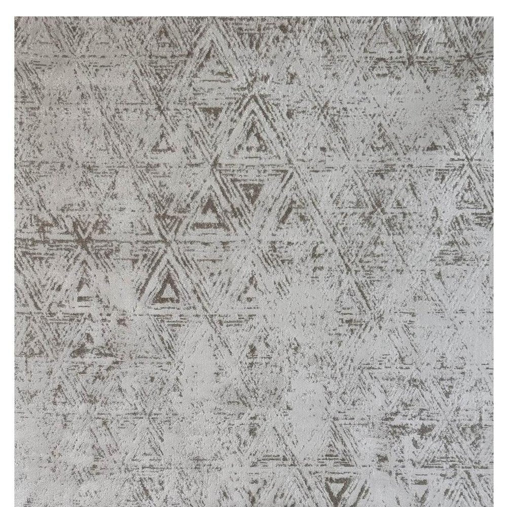4' X 6' Cream and Beige Abstract Area Rug