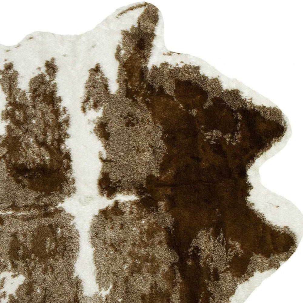 4' X 5' Brown And White Faux Fur Animal Print Washable Area Rug
