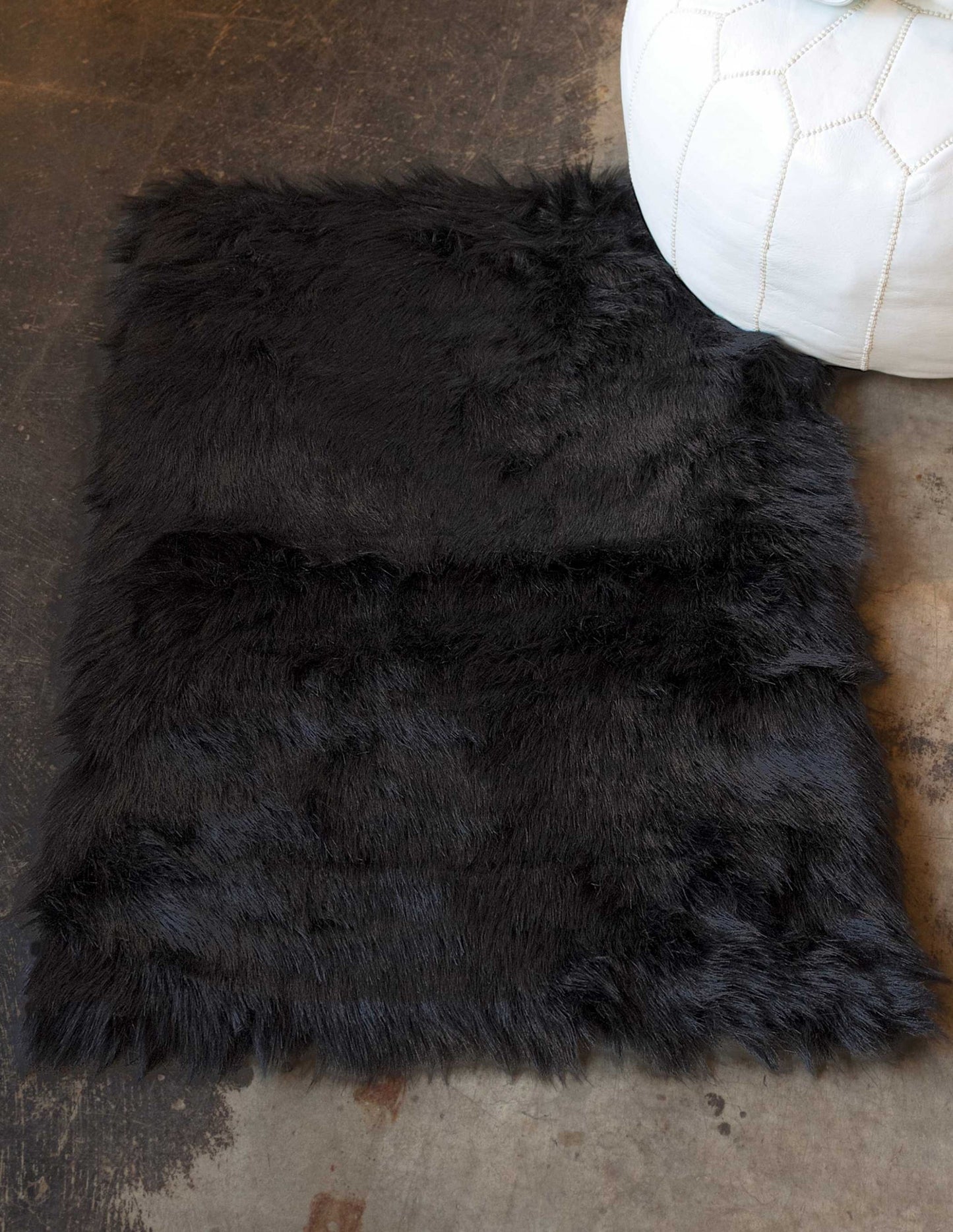 2' X 3' Black Faux Sheepskin Animal Print Washable Area Rug