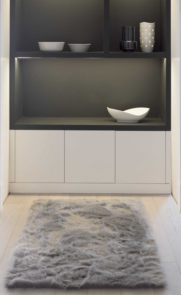 3' X 5' Off White Faux Fur Shag Area Rug