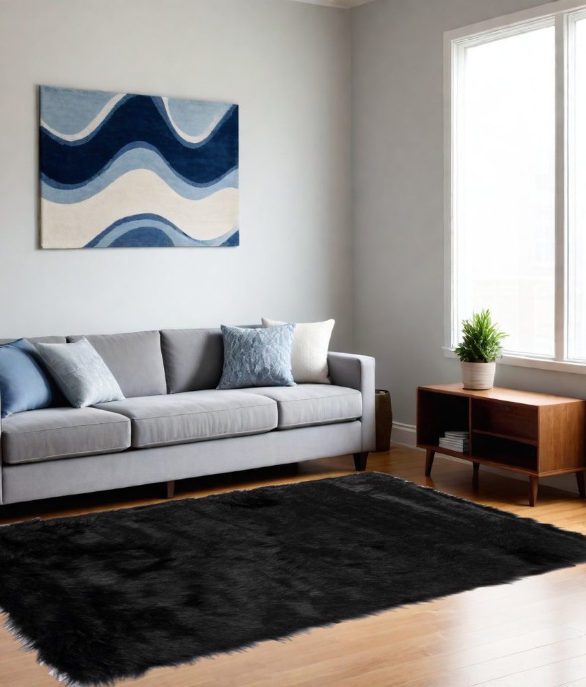 5' X 8' Off White Shag Area Rug