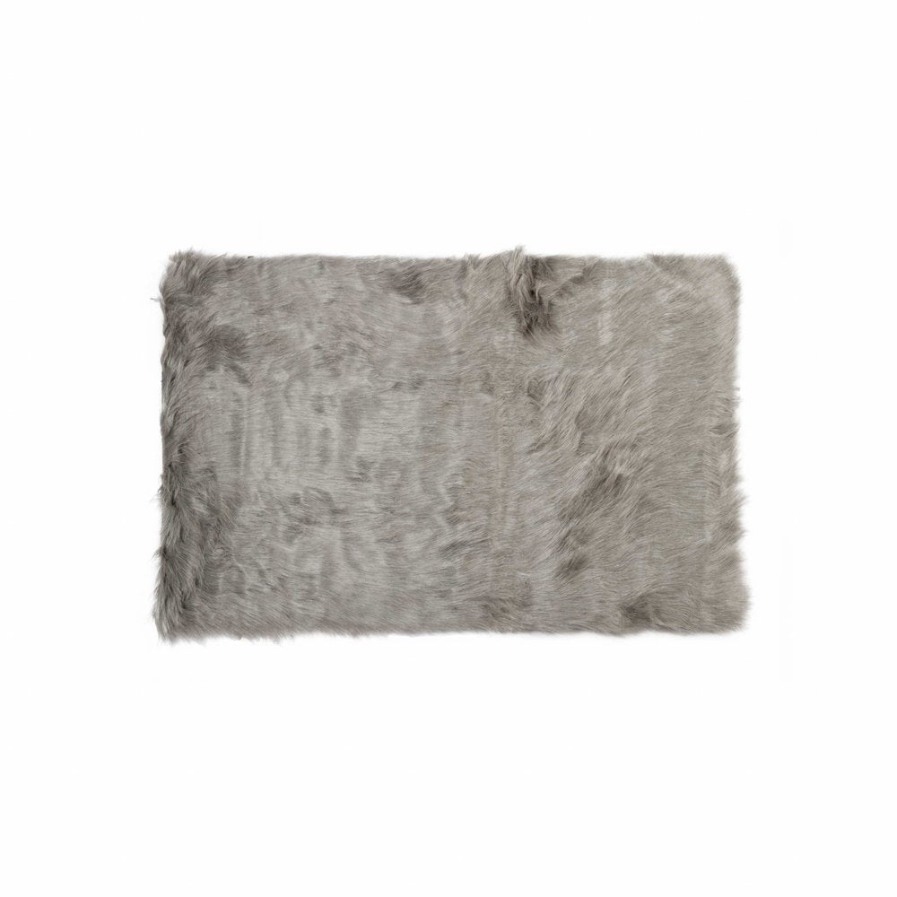 5' X 8' Off White Shag Area Rug
