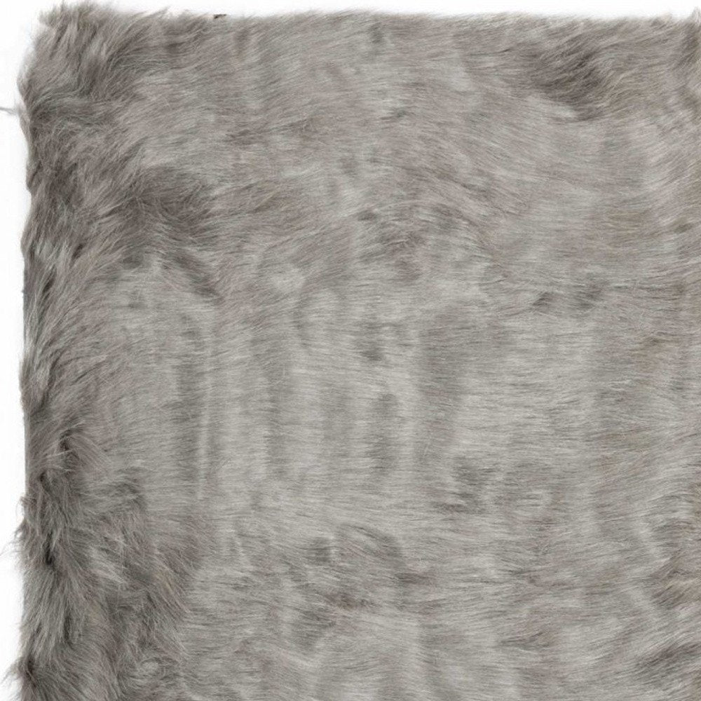 5' X 8' Off White Shag Area Rug