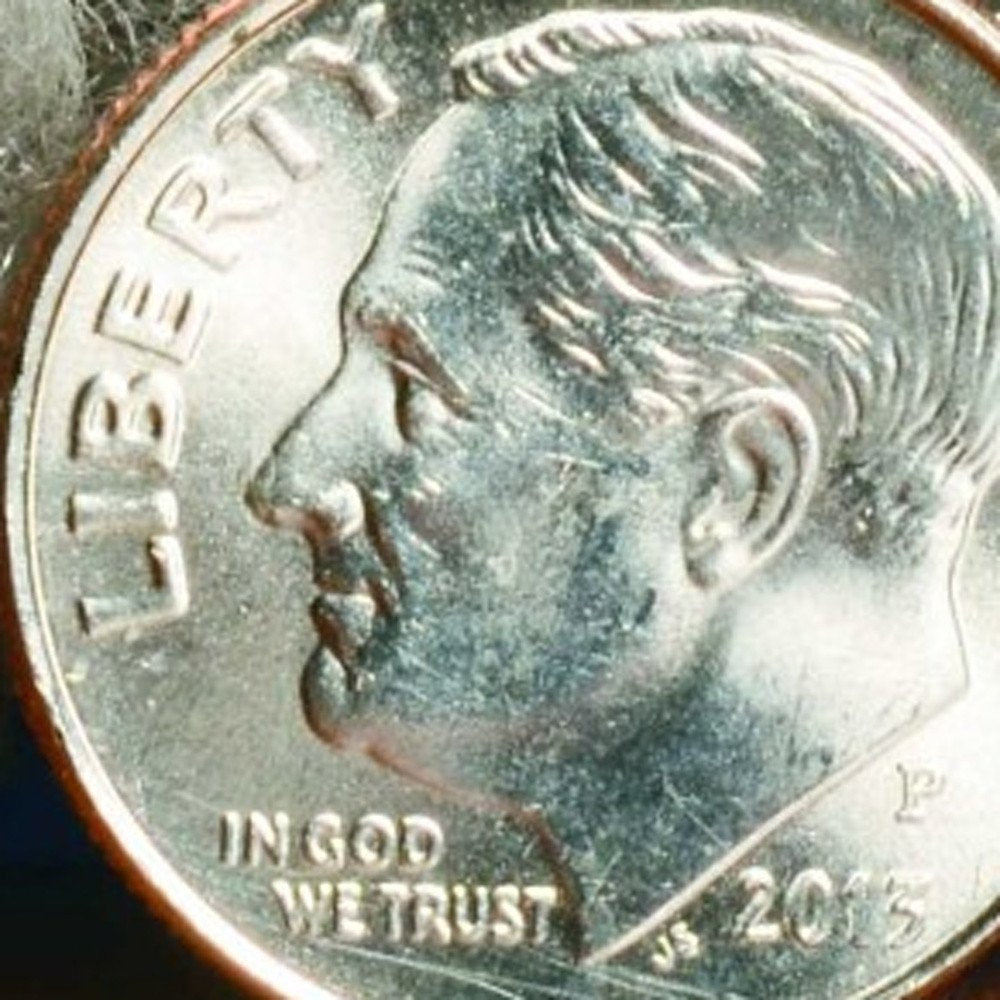 5' X 8' Ivory And Blue Abstract Area Rug