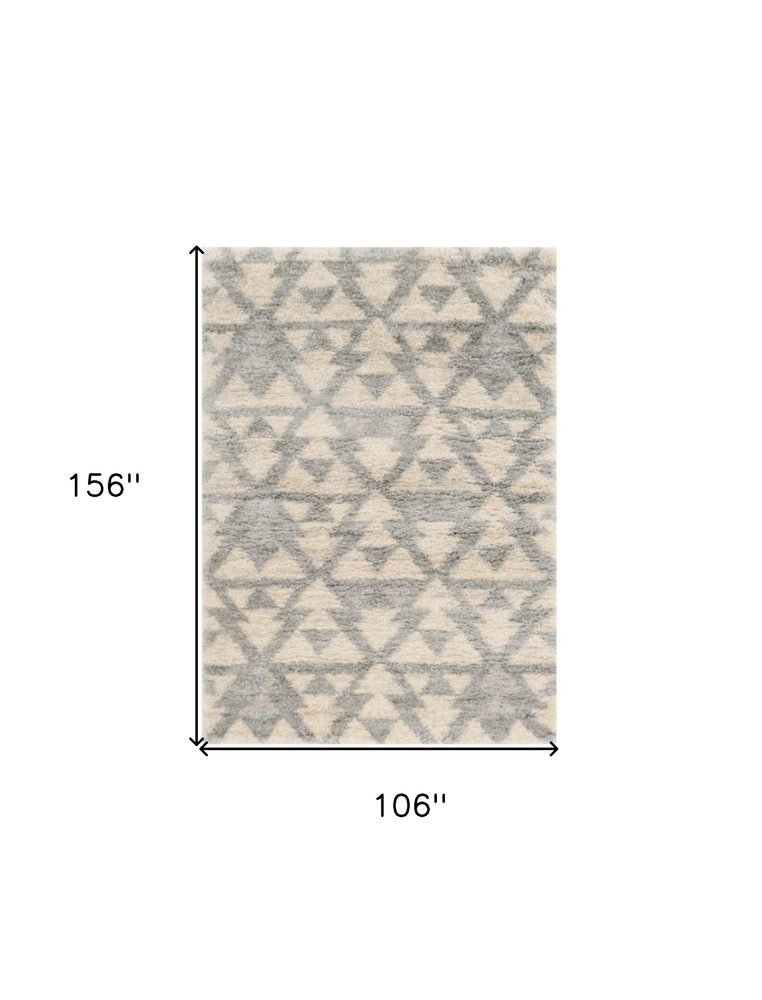4' X 6' Ivory And Gray Geometric Distressed Area Rug
