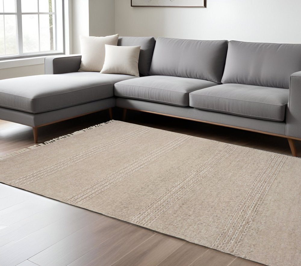 7' X 9' Beige Wool Hand Woven Area Rug