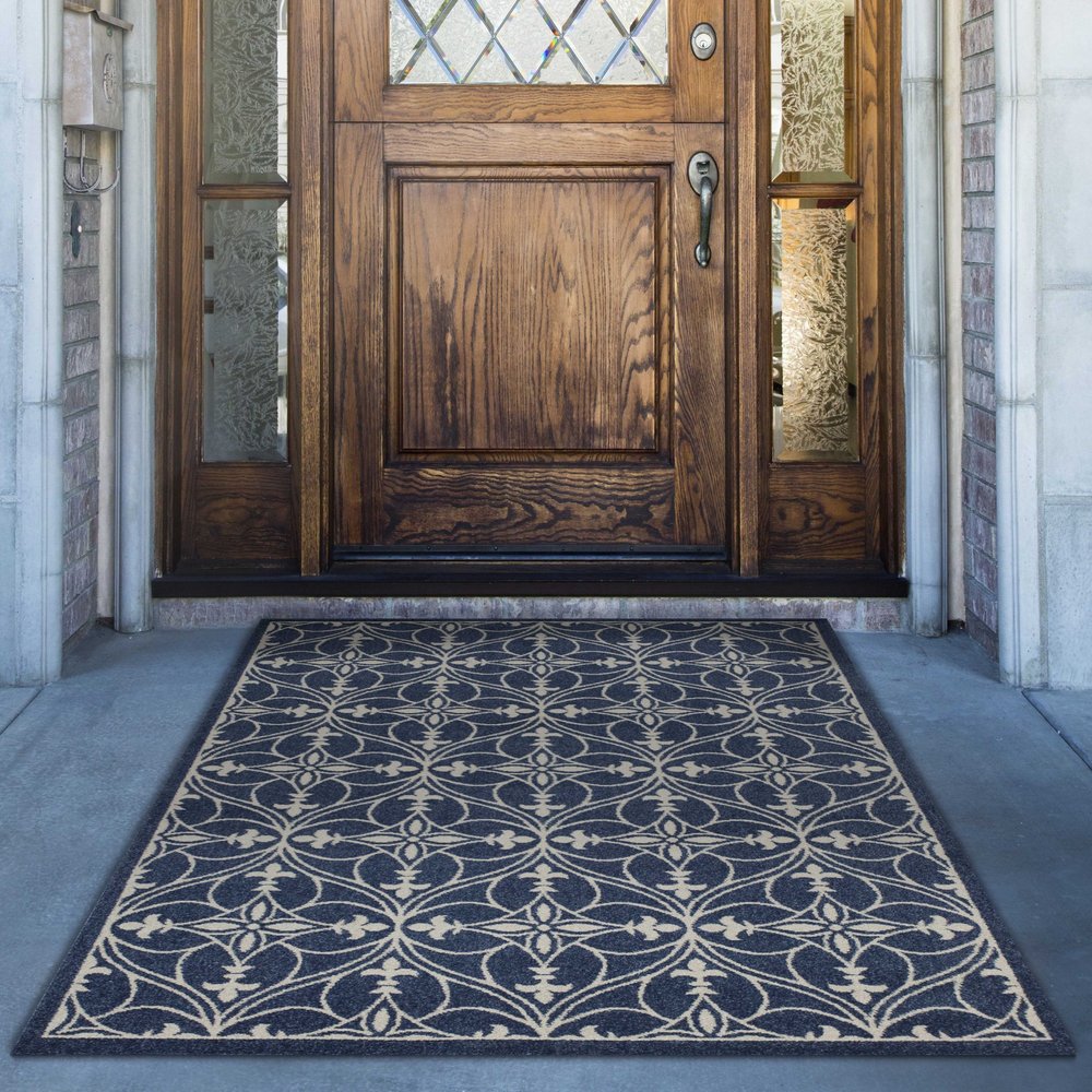 2' X 3' Blue And Ivory Floral Medallion Area Rug