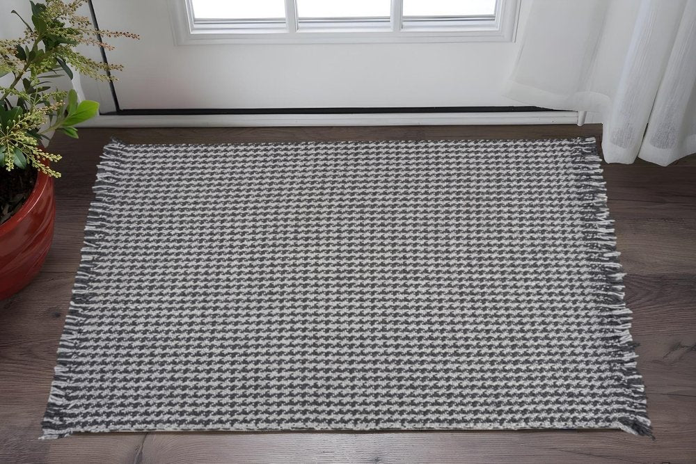 3' X 5' Gray And Light Gray Wool Houndstooth Hand Woven Area Rug