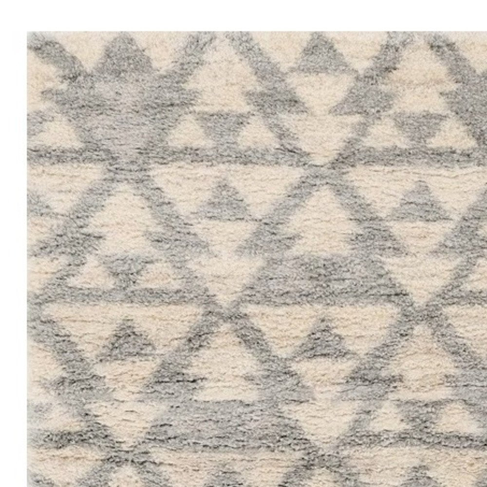 8' X 10' Ivory And Gray Geometric Area Rug