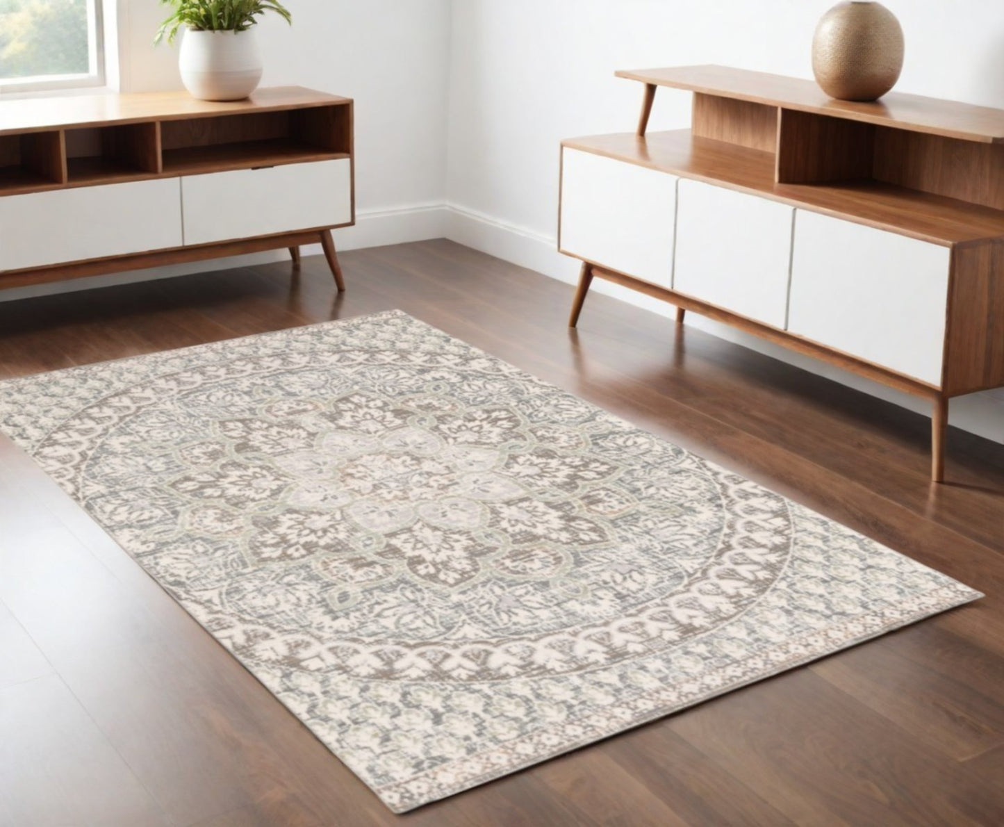 10' X 13' Ivory And Gray Medallion Distressed Area Rug