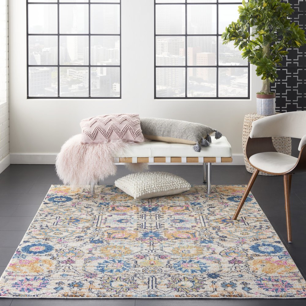 4' X 6' Ivory And Blue Floral Area Rug