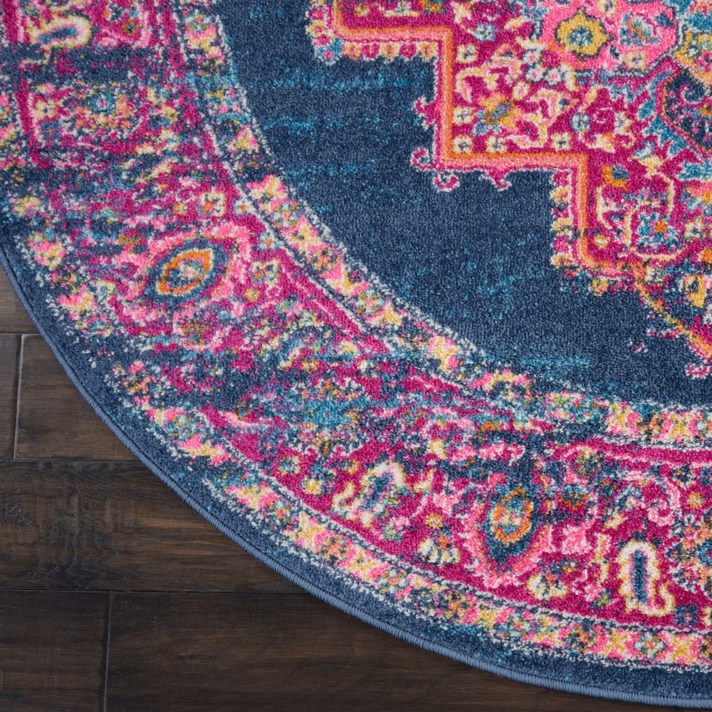 7' X 10' Blue And Pink Medallion Distressed Area Rug