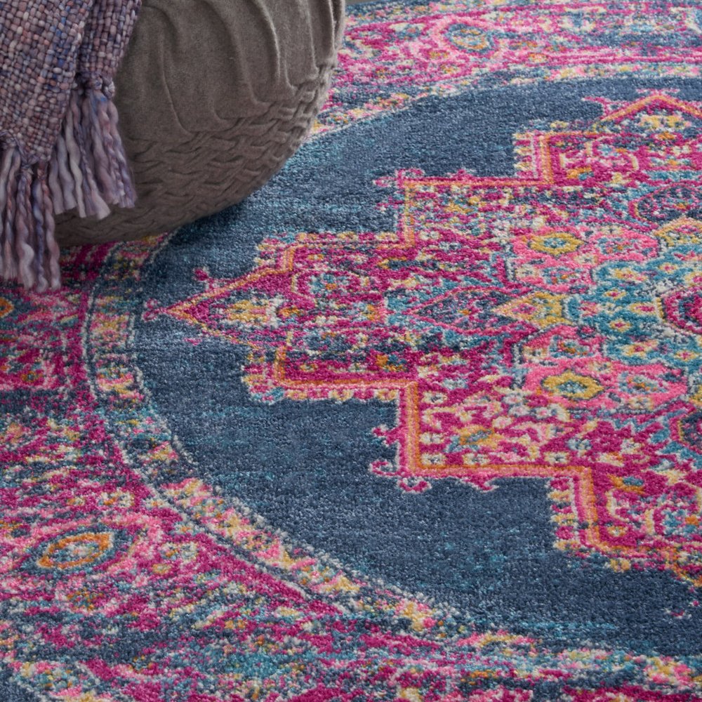 7' X 10' Blue And Pink Medallion Distressed Area Rug