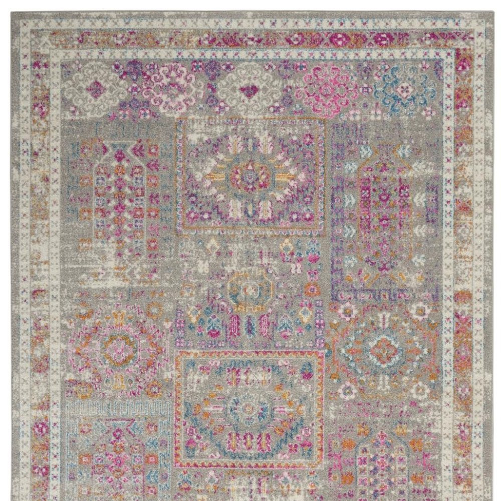 5' X 7' Gray And Ivory Abstract Distressed Area Rug