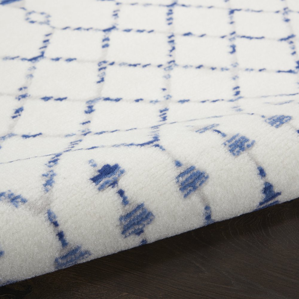 4' X 6' Ivory And Blue Geometric Area Rug