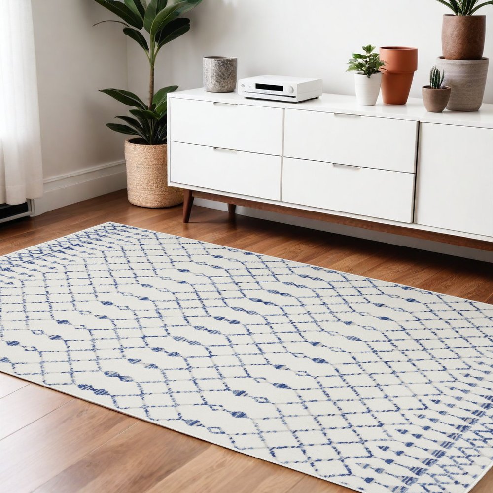 4' X 6' Ivory And Blue Geometric Area Rug