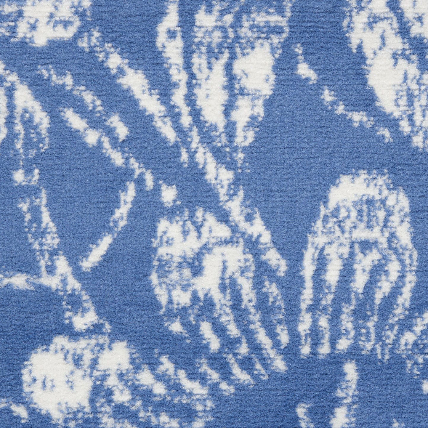 4' X 6' Blue And Ivory Floral Vines Distressed Area Rug