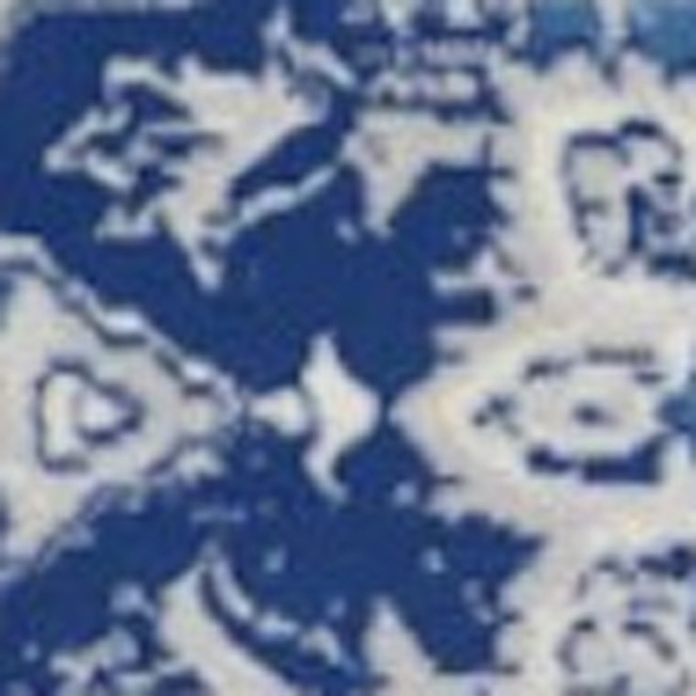 5' X 7' Ivory And Blue Medallion Area Rug