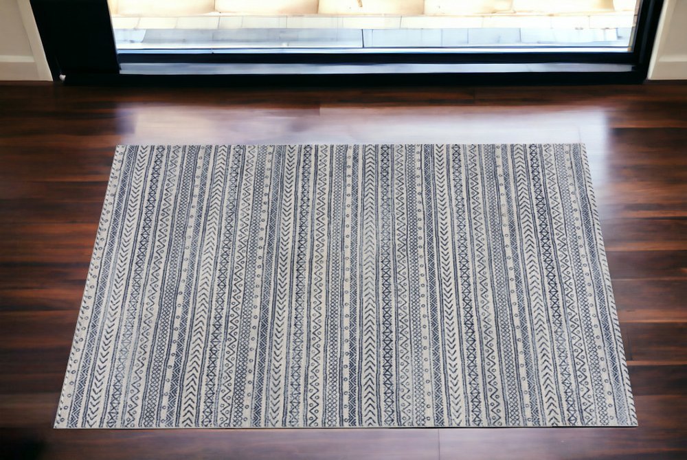 4' X 6' Navy Blue Decorative Stripes Area Rug