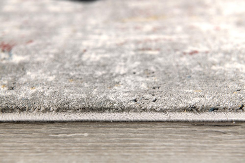 5' X 8' Gray And Ivory Abstract Area Rug