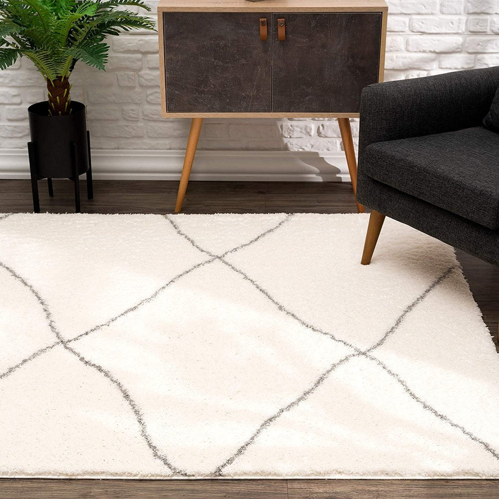 4' X 6' Ivory Modern Uneven Lattice Area Rug