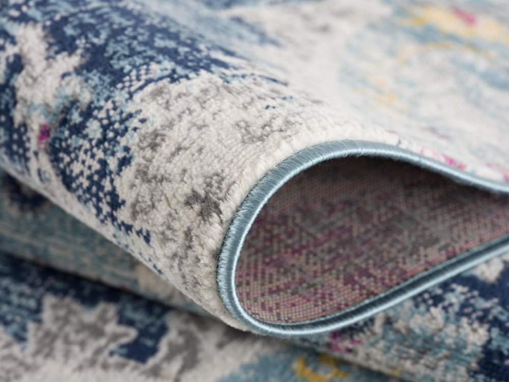 4' X 6' Blue and Ivory Medallion Area Rug