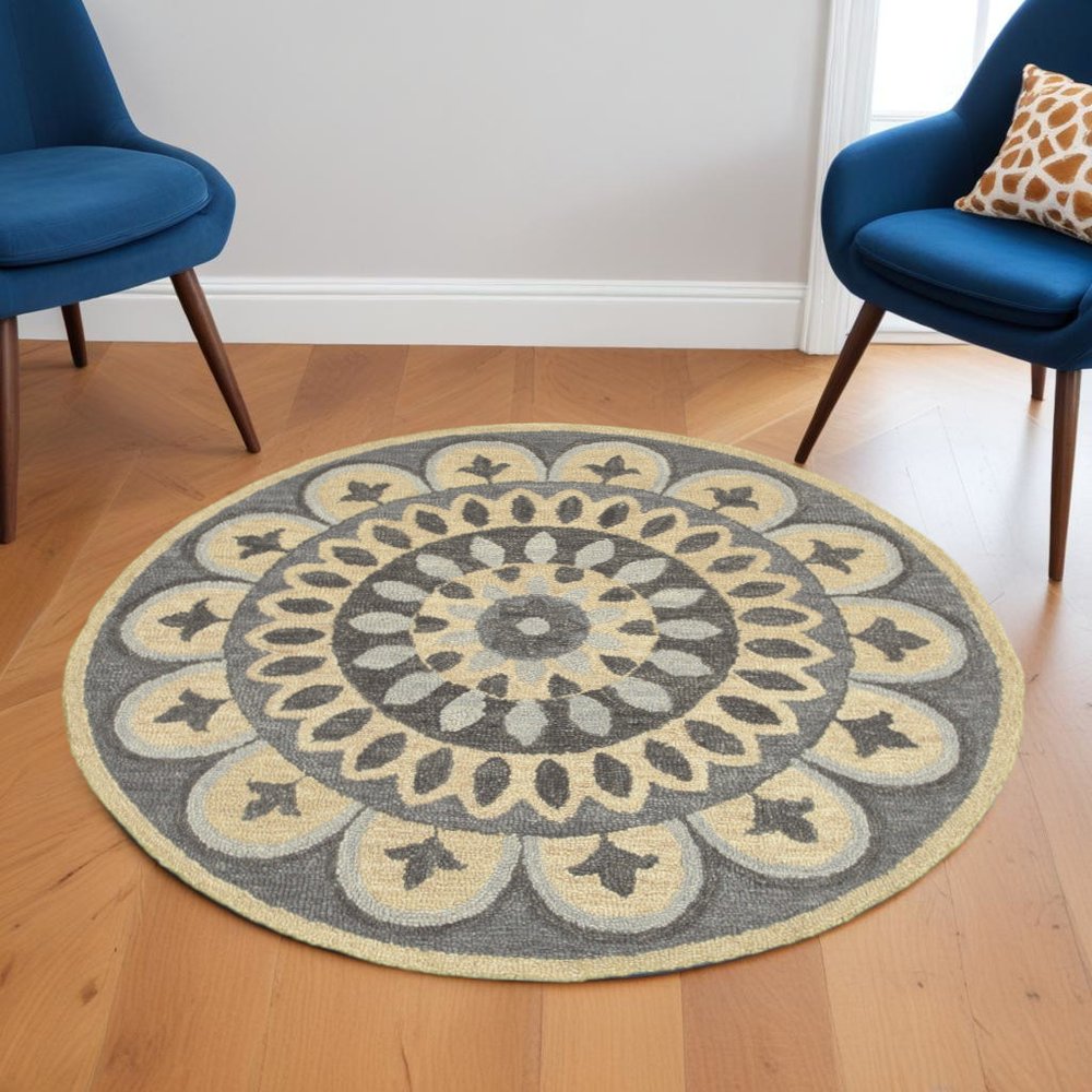4' Round Gray Floral Bloom Area Rug