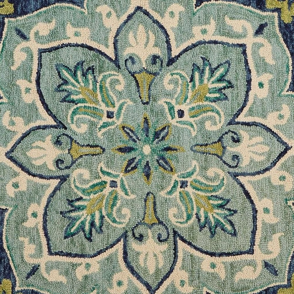 6' Blue And Green Wool Geometric Hand Tufted Round Rug