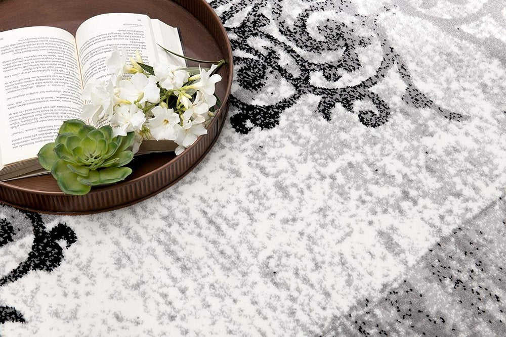 4' X 6' Gray And Ivory Damask Distressed Area Rug