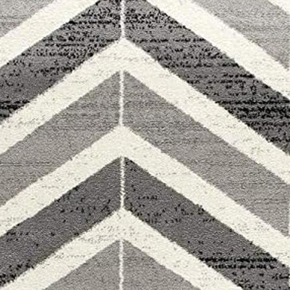2' X 4' Gray And Ivory Chevron Distressed Area Rug