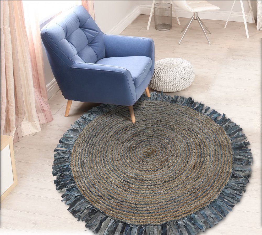 6' Beige And Blue Abstract Geometric Hand Woven Round Rug