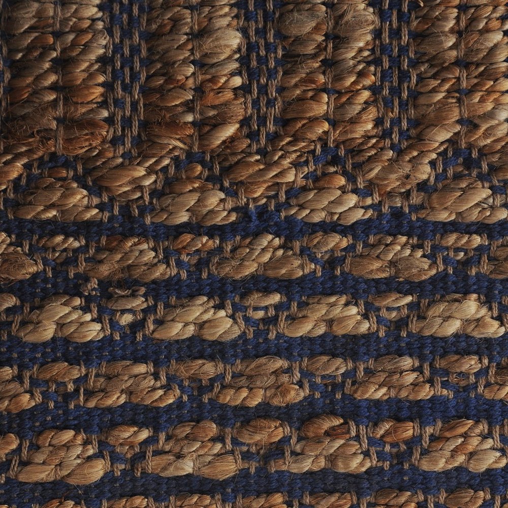 8' X 10' Tan and Blue Detailed Lattice Area Rug