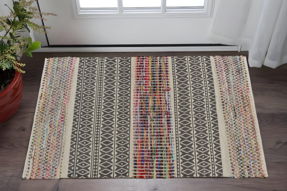 3' x 5' Colorful Traditional Chindi Area Rug