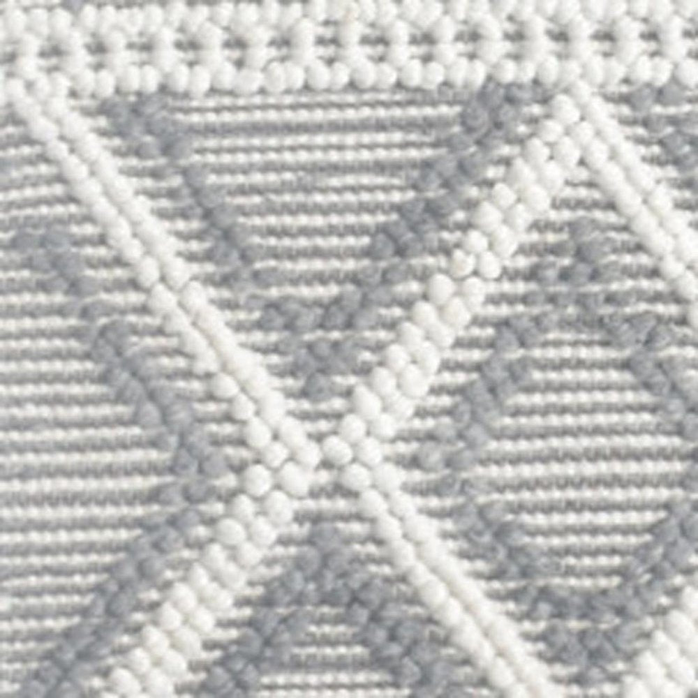 5' X 7' Gray and Ivory Geometric Handmade Area Rug