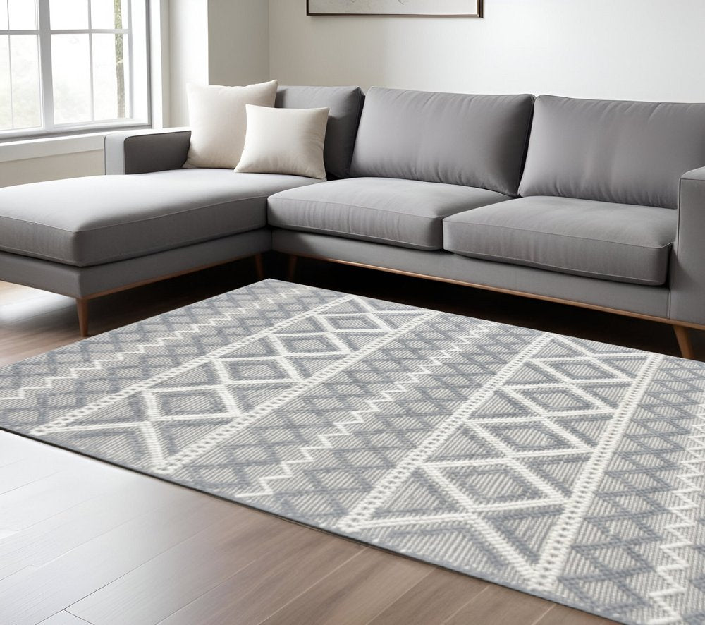 9' X 13' Gray Ivory Diamonds Boho Chic Area Rug
