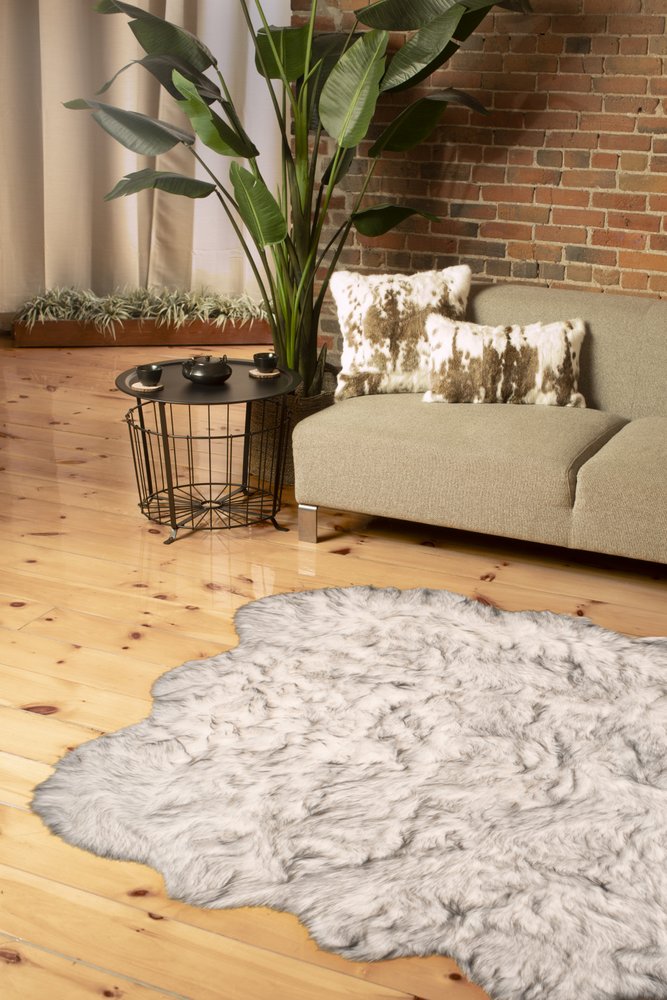 5' X 6' Gray Faux Sheepskin Ombre Shag Washable Area Rug