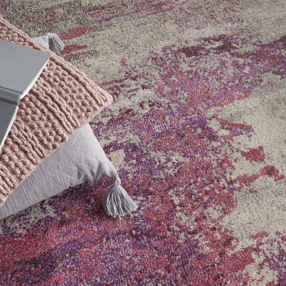 5' X 7' Ivory And Pink Abstract Power Loom Non Skid Area Rug