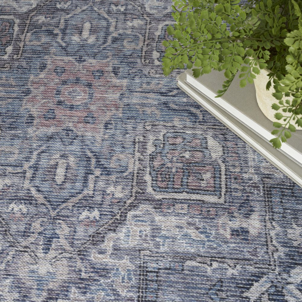 4' X 6' Grey Oriental Power Loom Distressed Washable Area Rug