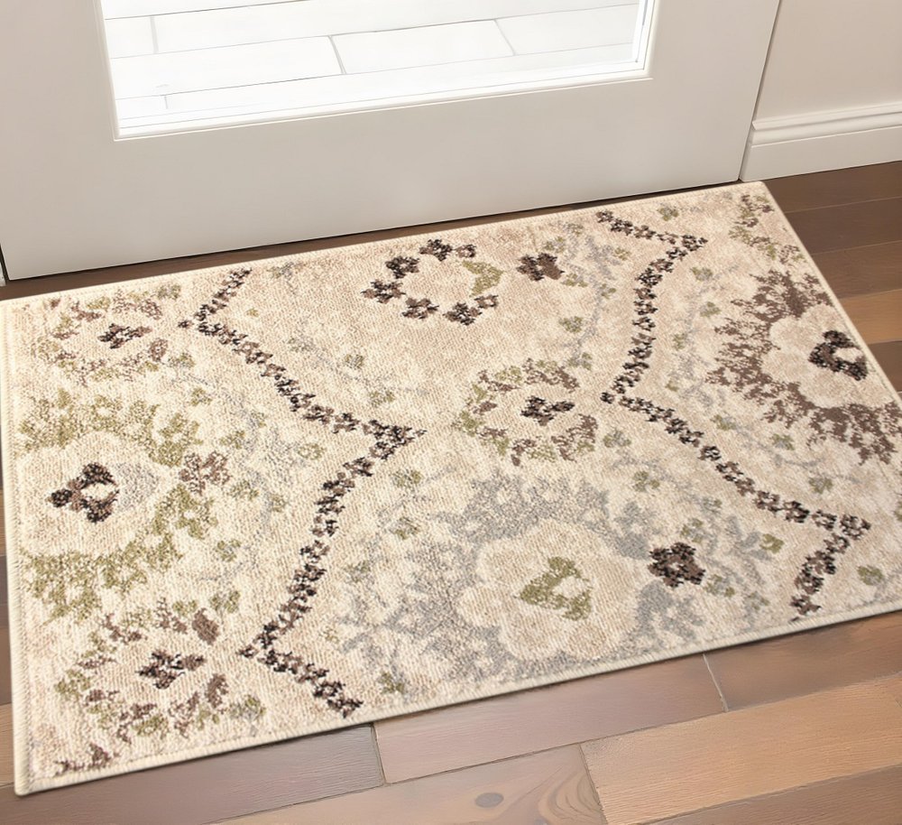 2' X 3' Ivory And Gray Floral Distressed Area Rug