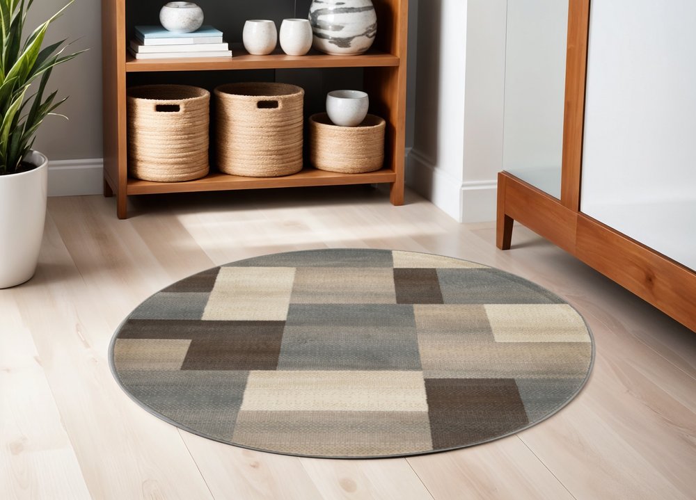 5' Gray Tan And Brown Patchwork Round Rug