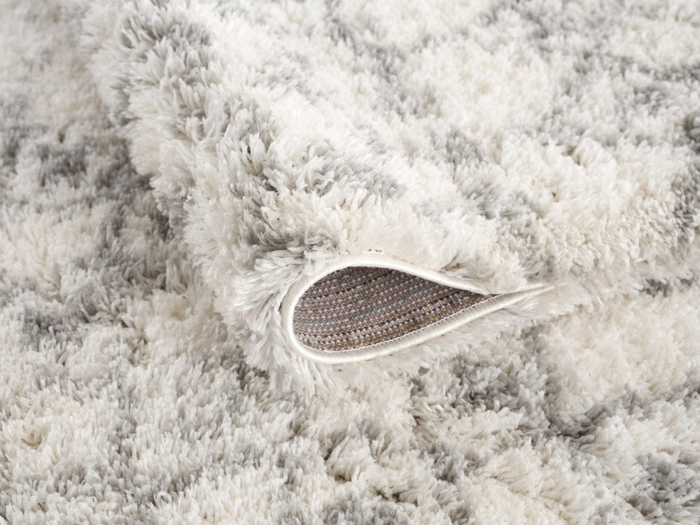 5' X 8' Gray and Ivory Southwestern Shag Power Loom Area Rug