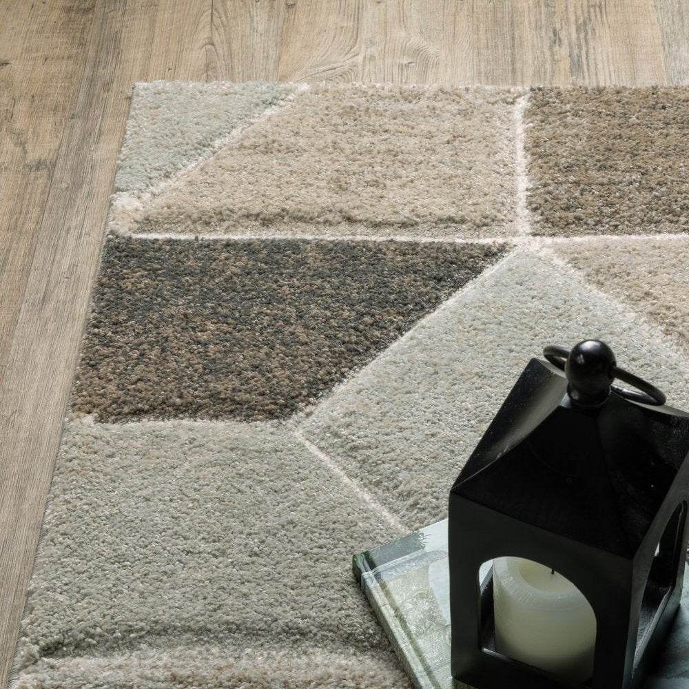 8' X 11' Gray And Ivory Geometric Area Rug