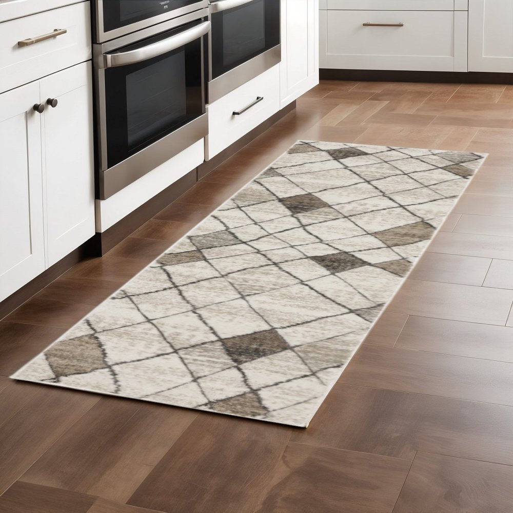 8' X 11' Beige And Gray Geometric Area Rug