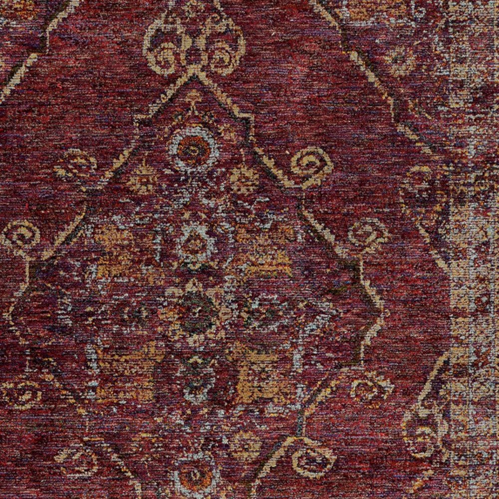 2' X 3' Red And Gold Oriental Area Rug