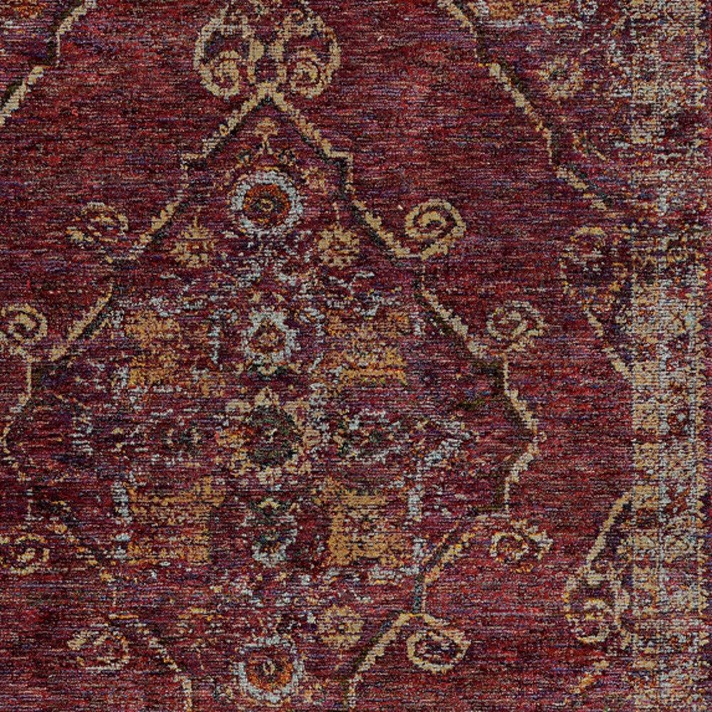 2' X 3' Red And Gold Oriental Area Rug