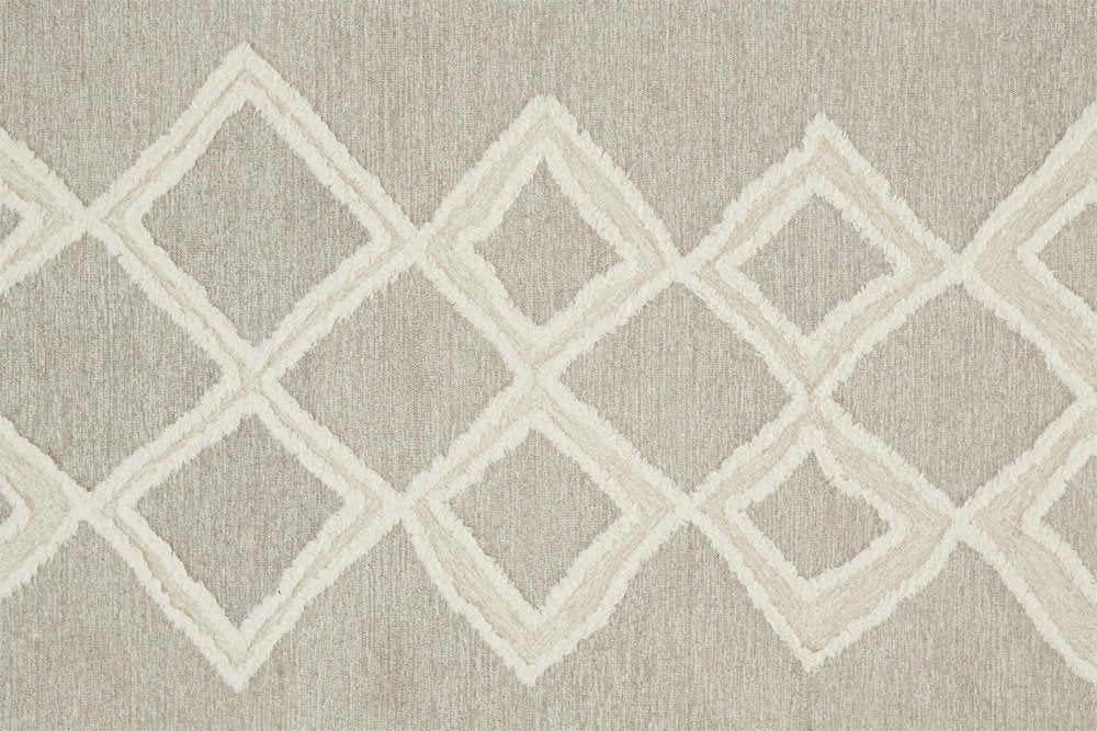 4' X 6' Gray And Ivory Wool Geometric Tufted Handmade Stain Resistant Area Rug